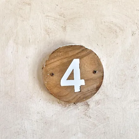 Porto Salvo בית הארחה