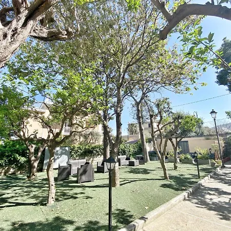 בית הארחה Porto Salvo 3*