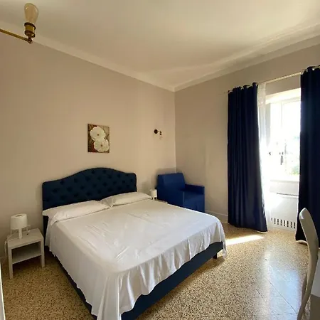 Porto Salvo בית הארחה 3*