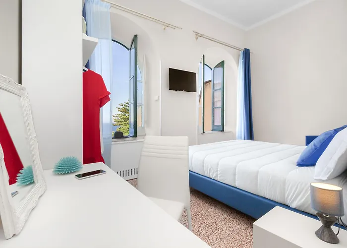 Гостевой дом Porto Salvo 3*