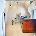 게스트하우스 Porto Salvo 3*