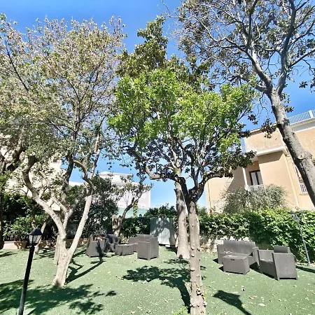 Porto Salvo 3*