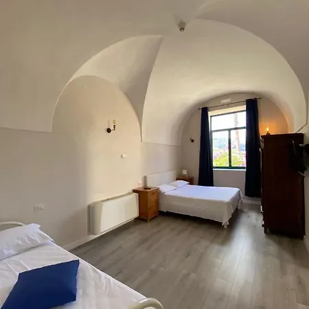 Porto Salvo 3*